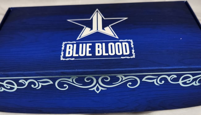 Blue Blood 18 Pan Palette