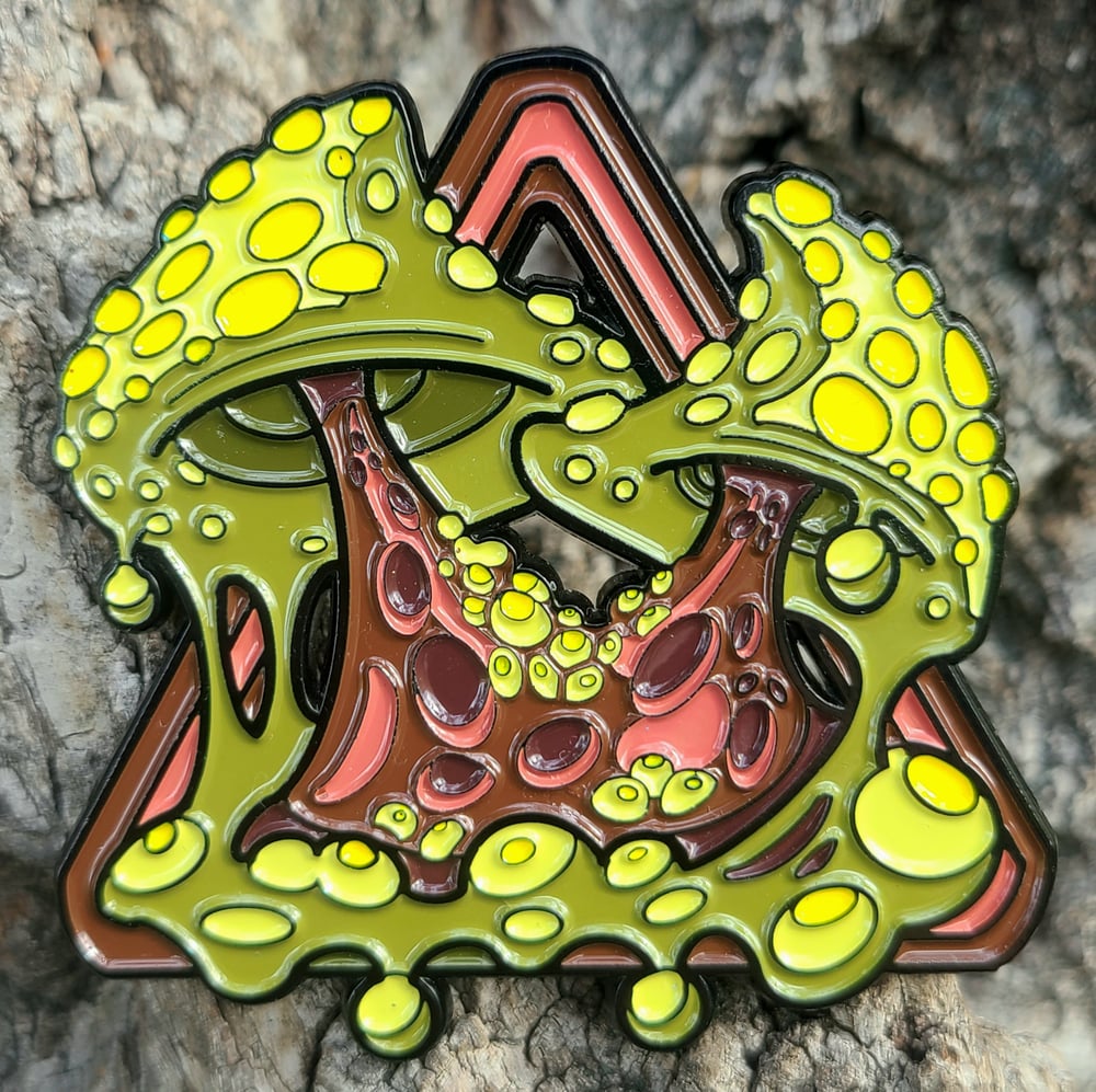 Image of "Mossy Morel" Mushroom Pin