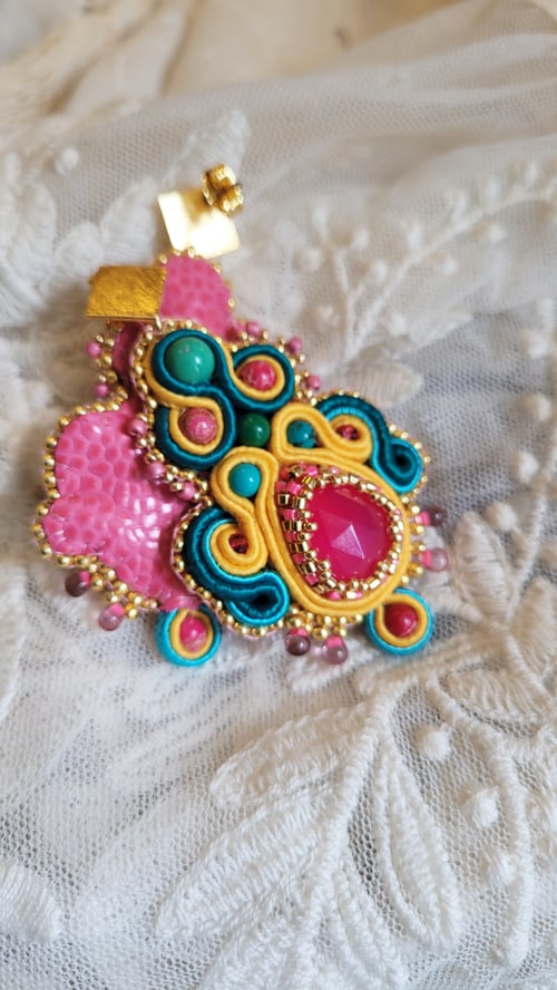 Image of Boucles d'oreilles brodées MADRAS