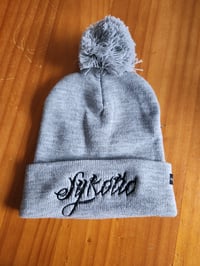 Pom Pom Beanie (Grey/Black)