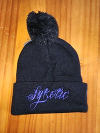Pom Pom Beanie (Black/Purple)