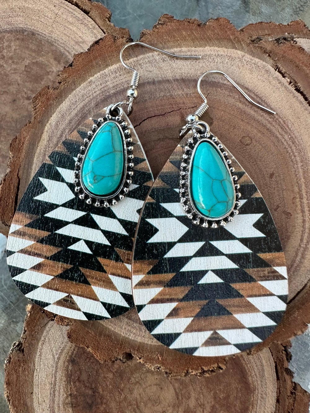 Image of teardrop and turquoise earring