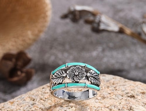 Image of Bloom ring 