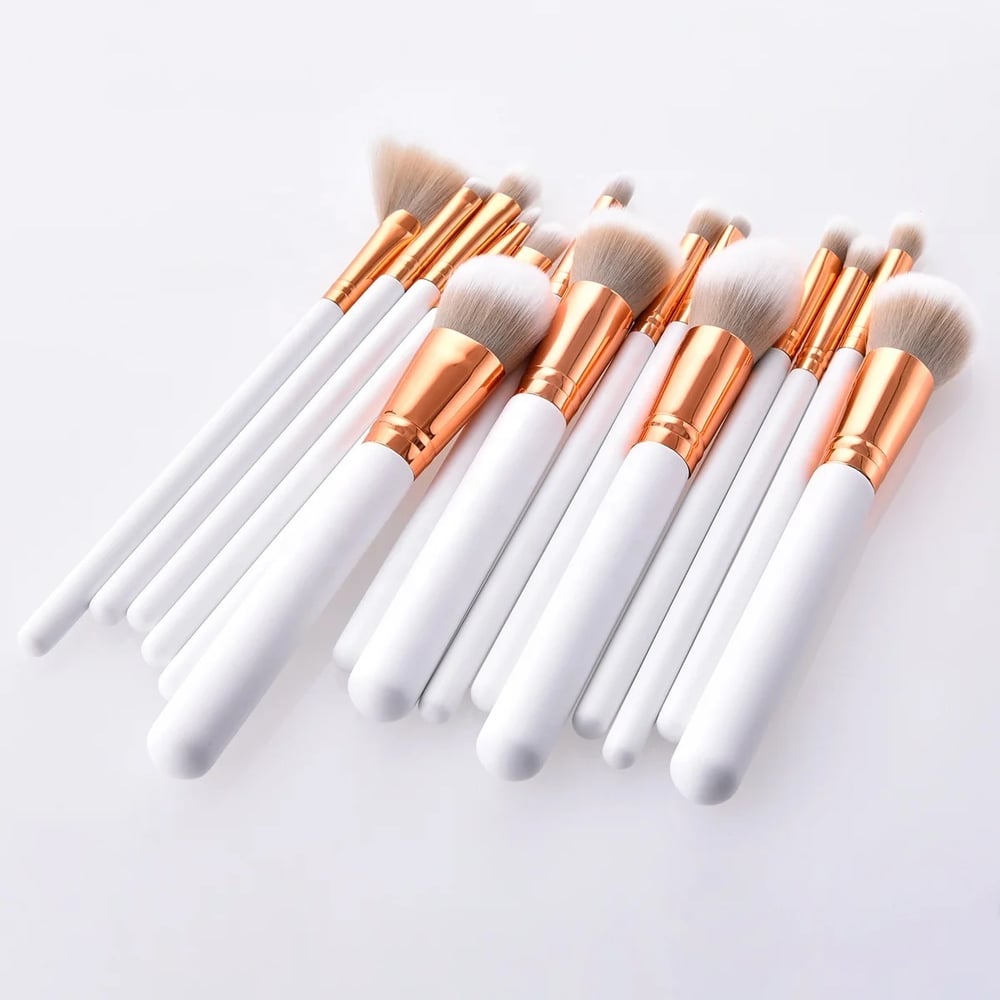 Image of MAKEUP BRUSHES