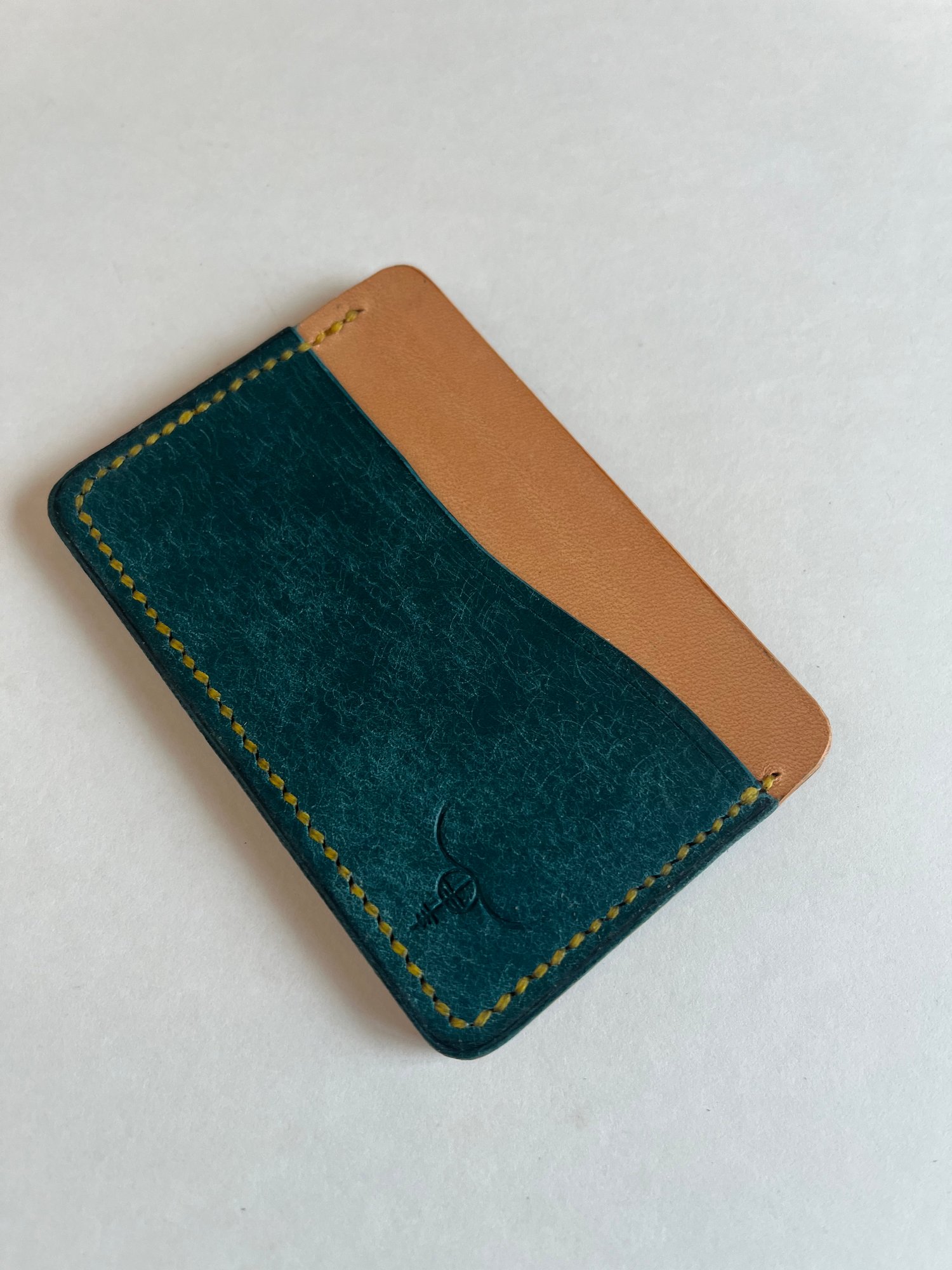 Image of Ortensia/Natural Horizontal Cardholder 