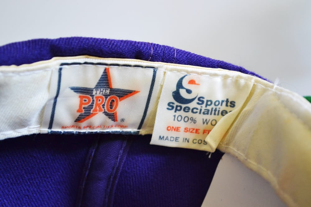 Vintage 1990's Los Angeles Lakers Pinstripe 'Script' Sports Specialties Snapback