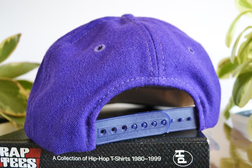 Vintage LA Lakers Sports Specialties Pinstripe Script Wool SnapBack Hat 90s  Heat