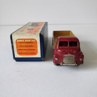 Image 3 of Dinky Toys Big Bedford Lorry 522 with Original Box Meccano Limited c. 1950s