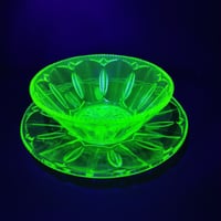 Image 1 of Vintage Uranium UV Green Glass Dessert Bowl & Dish/Plate