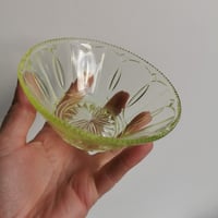 Image 4 of Vintage Uranium UV Green Glass Dessert Bowl & Dish/Plate