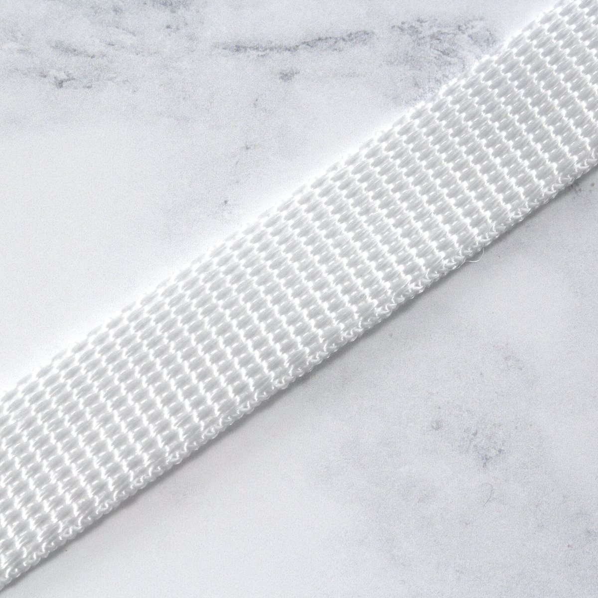 White polypropylene webbing buckles 4 pets