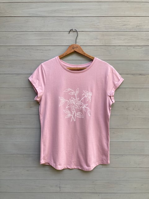 Image of Lily Tee in Organic Cotton