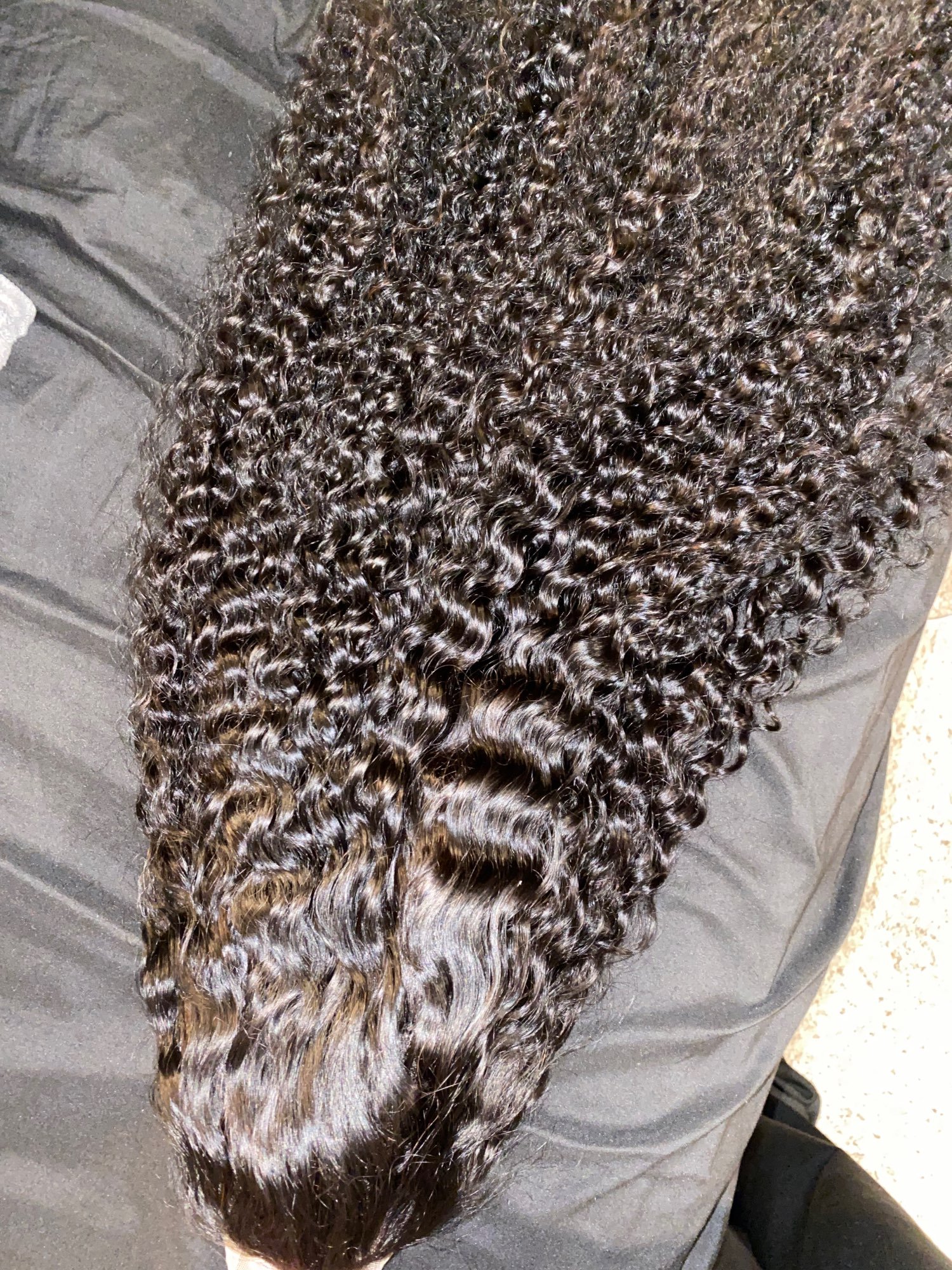 Image of Deep curly lace frontale