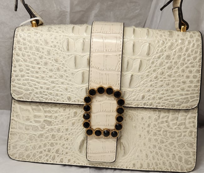Buckle Bag of white 
