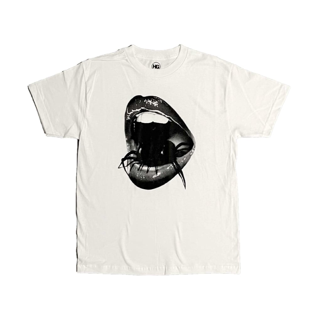 Poison in Her Kiss Tee