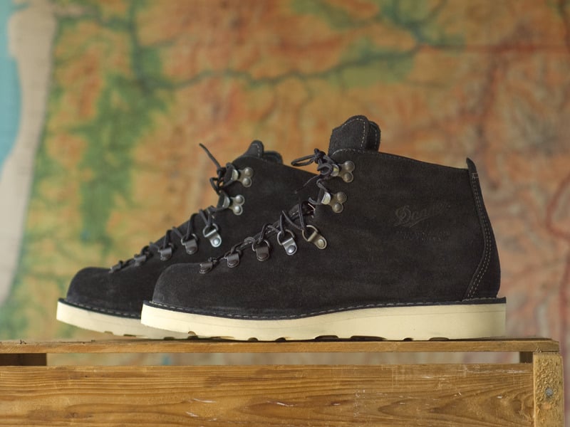 Union Exports Danner Jp Mountain Light Ii Black Suede