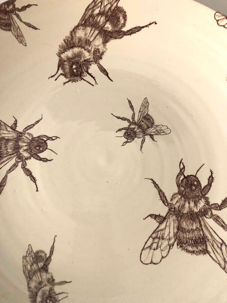 Image of Large Bee Platter