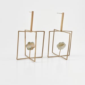 Large cage with large cloud earrings