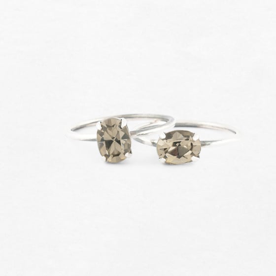 Image of BAGUE PAULA  GRIS FUMÉ PLAQUÉE ARGENT