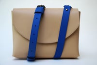 Image 1 of Julienne MIDI naturel/bright blue belt
