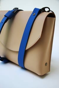 Image 2 of Julienne MIDI naturel/bright blue belt