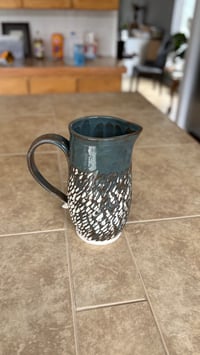 Image 5 of Pitcher 02
