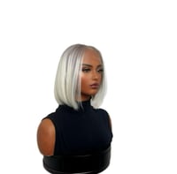 Image 4 of Luna – Shadow Blonde Bob Lace Front Wig