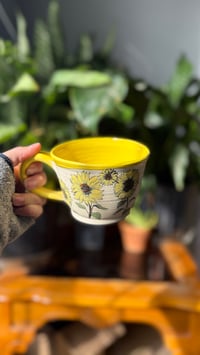 Image 2 of Sunflower mug 07