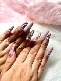 Image 2 of Mauve Rhinestone set 