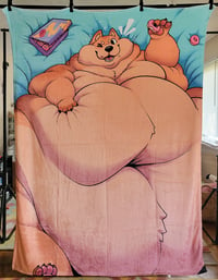 Image 2 of Big Doggy Blanket 