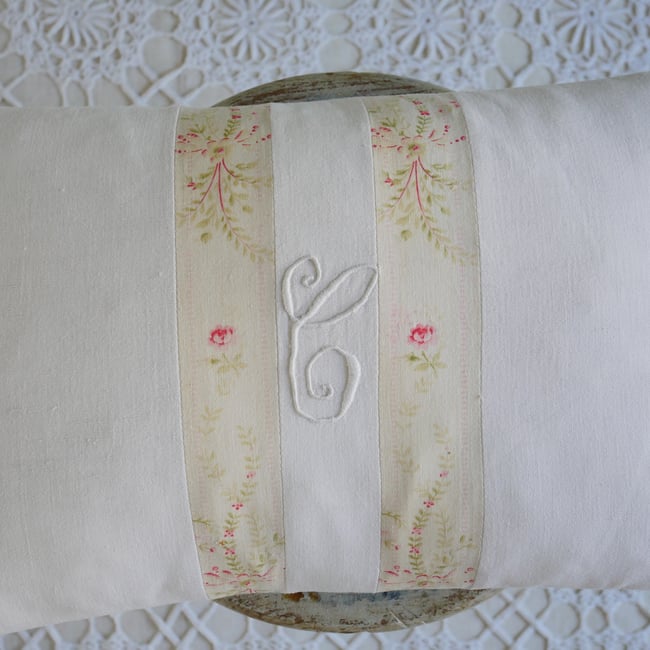  Heirloom Monogram Cushion - C
