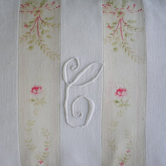  Heirloom Monogram Cushion - C