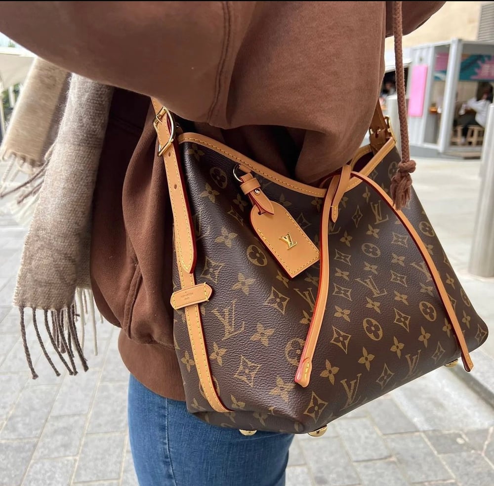 LV Carryall Tote