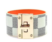 White Cuff It Bracelet 