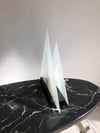 LÁMPARA DE MESA TRIANGULAR DE LOS AÑOS 80