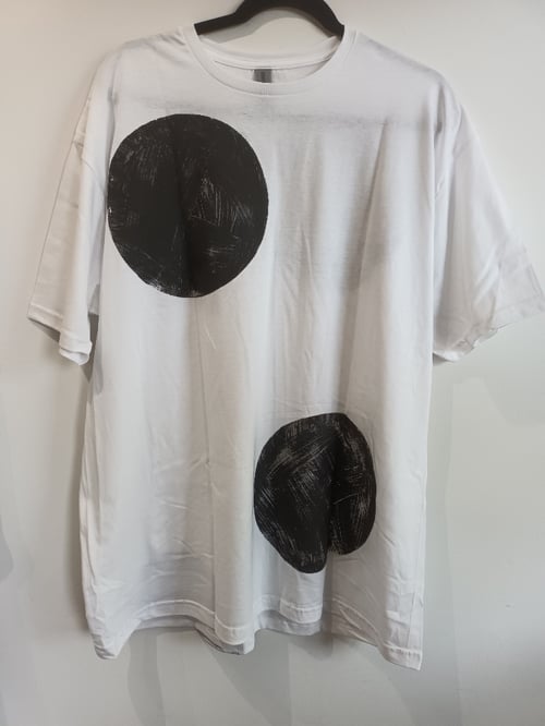 Image of white t-shirt giant dots