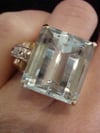 RETRO 18CT NATURAL AQUAMARINE 17ct AND DIAMOND TANK COCKTAIL RING 11.5G