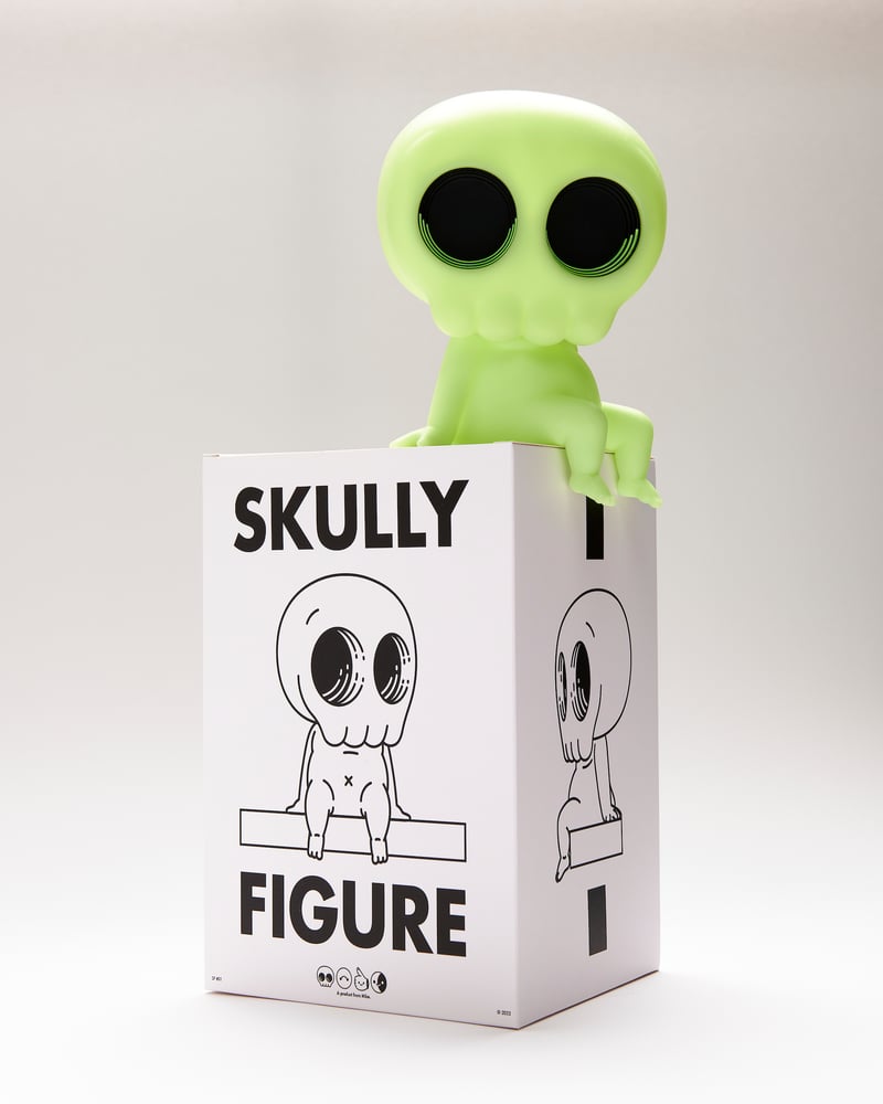 Image of Skully Figure (Glow in the Dark)