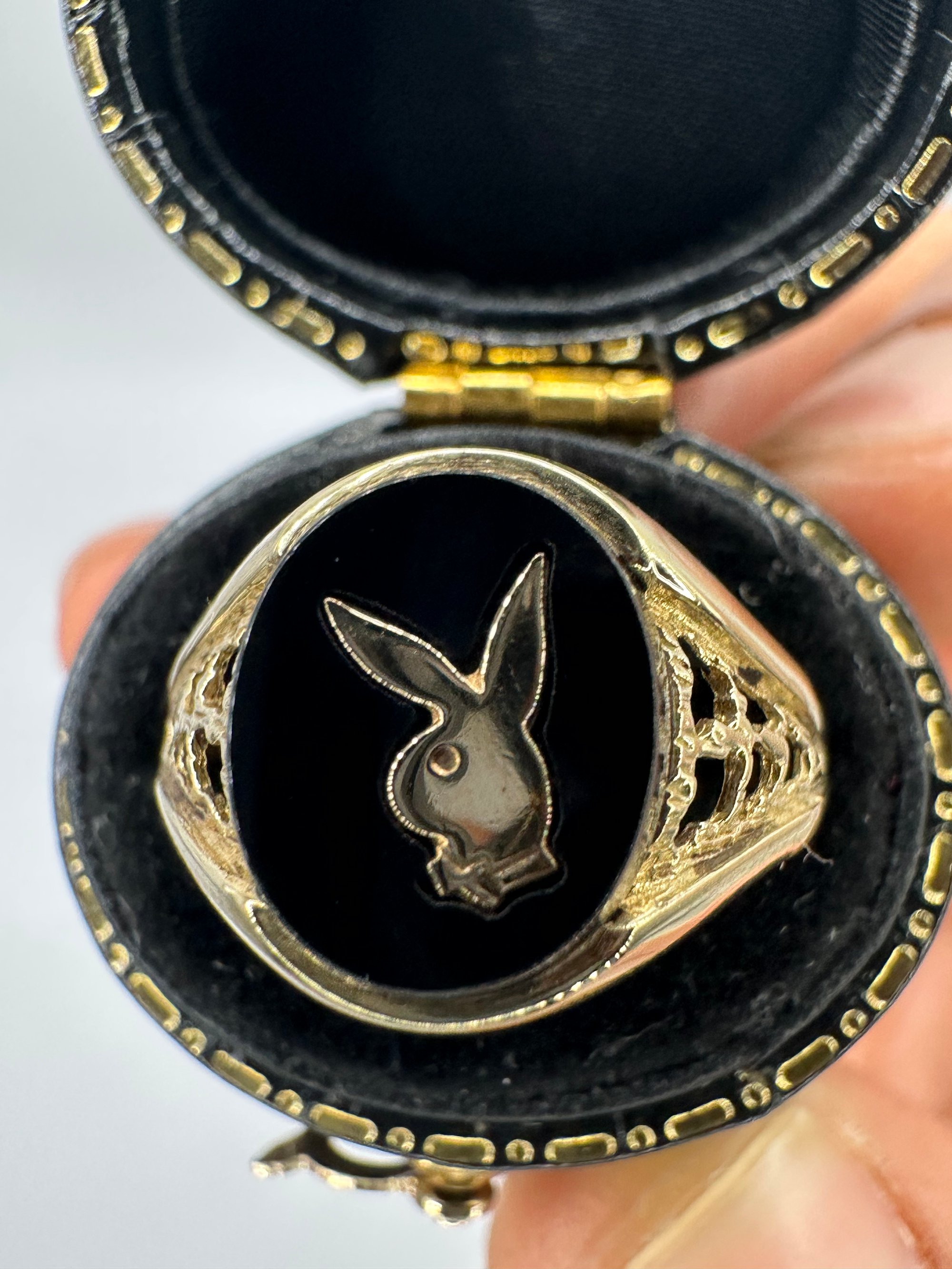 Vintage 1980's Solid 9K Oval Playboy Onyx Ring With Bark Gated Vintage 1980's Solid 9K Oval Playboy Onyx Ring With Bark Gated