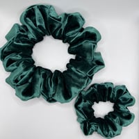 Image 2 of Green Velvet Scrunchie
