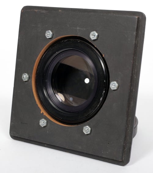 Image of Rondestock Apo Ronar CL 485mm F9 lens on Deardorff 8X10 lensboard