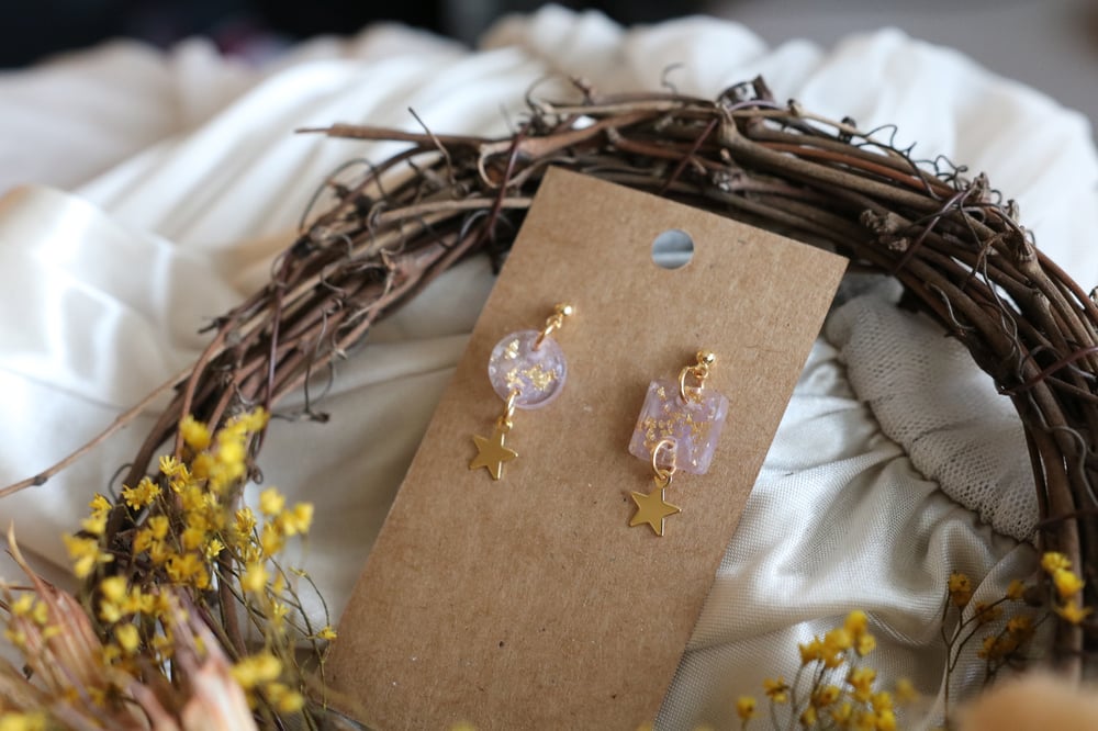 Image of Mismatched Purple Gold Foil Square/Circle Star Earrings