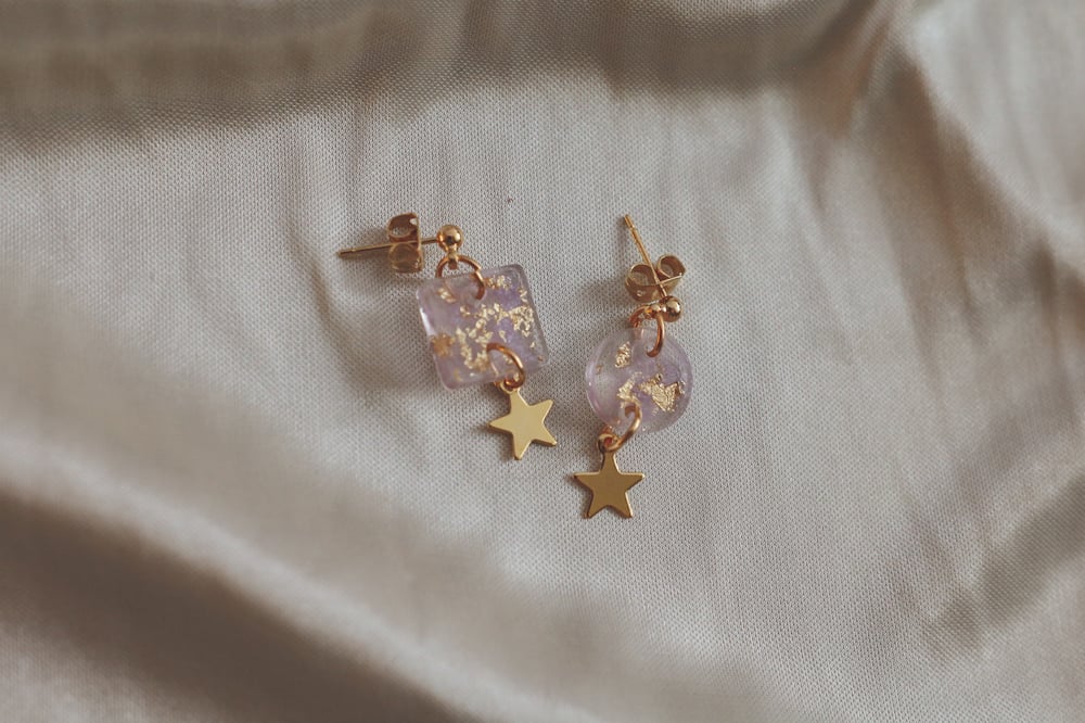 Image of Mismatched Purple Gold Foil Square/Circle Star Earrings