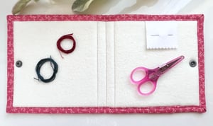 Image of Mini Case Thread Bed/Sweetwater/Gray Snaps