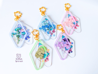 Image 2 of Witch Hat Atelier Dried Flower Charms