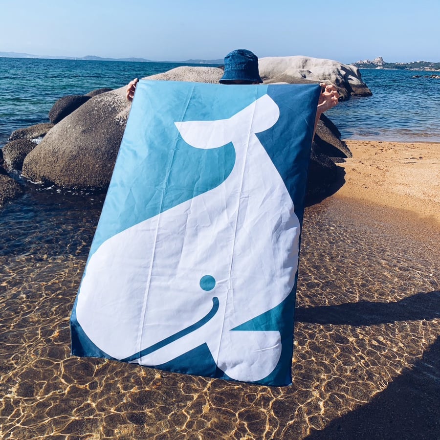 Image of Büro Destruct - Beach Towel mAARE Whale 2023