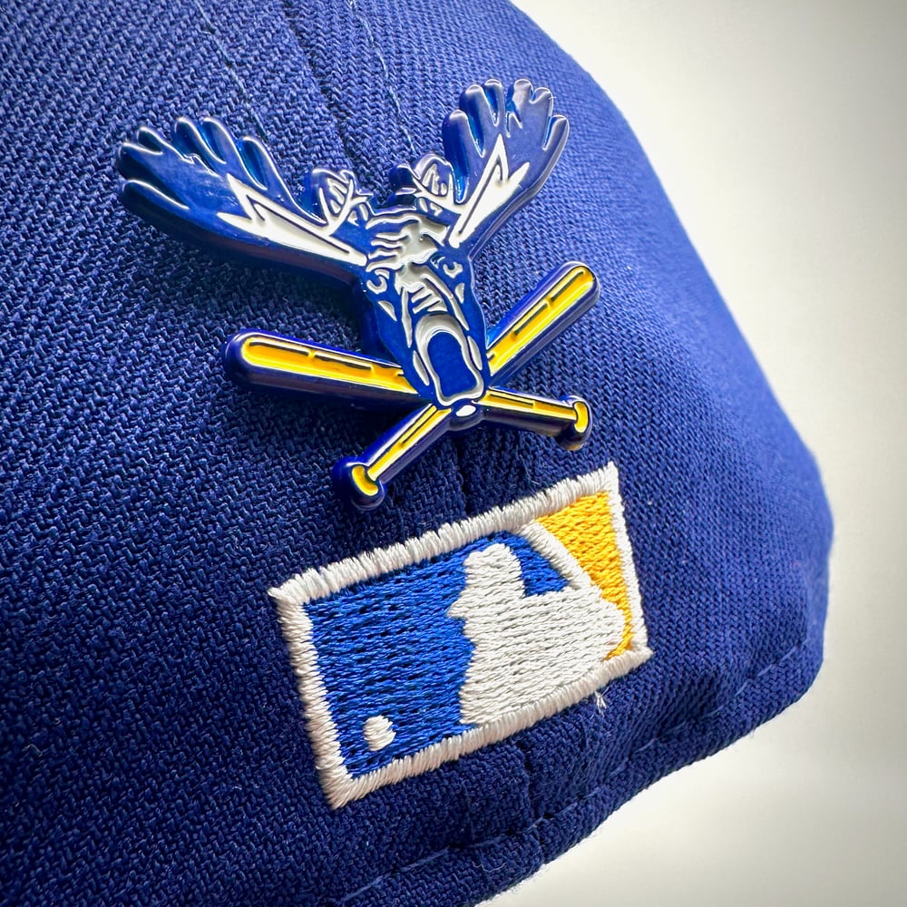 Moose Stomp pin [MP14]