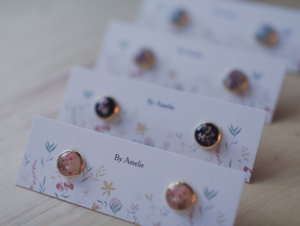 Image of Floral Stud