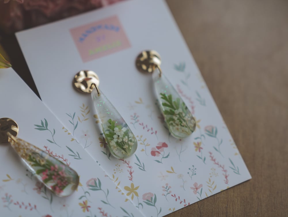 Image of Tear Drop Queen Anne's Lace Flower Earrings
