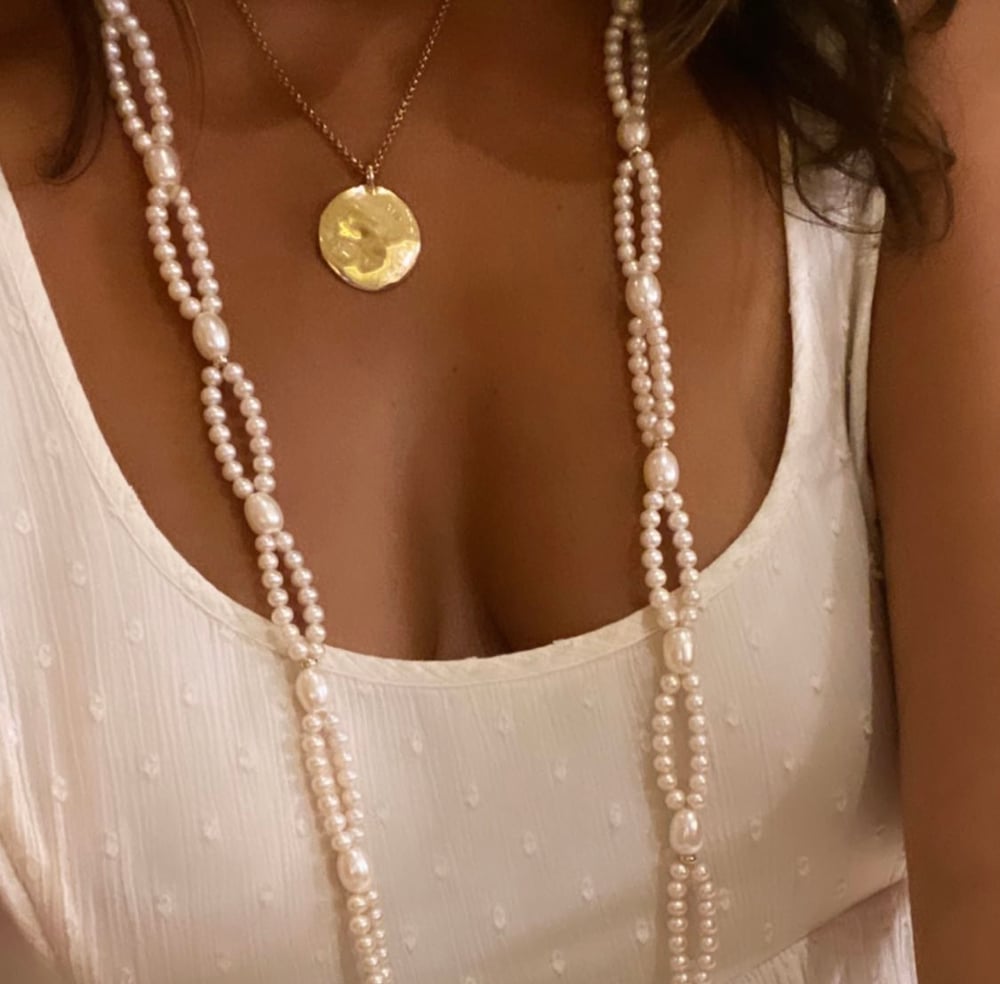 Image of Pearl necklace 